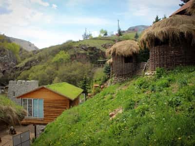 Скала Замок и Медовые водопады из Кисловодска