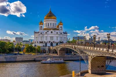 Круговая обзорная прогулка на теплоходе по Москве-реке