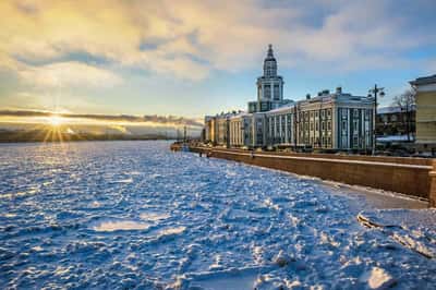 По следам Петра I: от Стрелки до подворья Оптиной Пустыни
