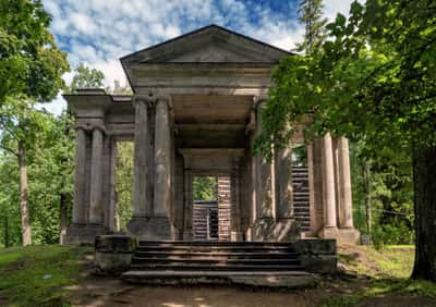 Экскурсия в Гатчину: история и тайны дворца