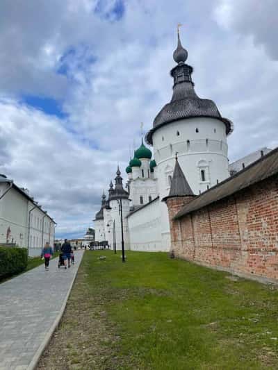 Отголоски старины и звон колоколов