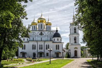 Дмитров - младший брат Москвы