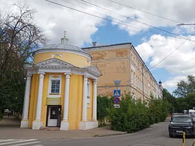 По Дворянской и Облупской: будни и праздники провинциальной Калуги
