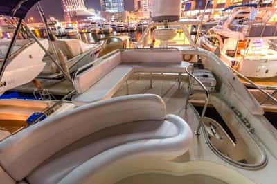 Прогулка на роскошной яхте