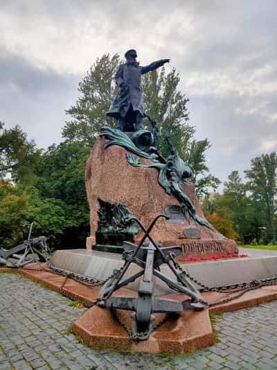 В Кронштадт над Морем на автомобиле с профессиональным гидом