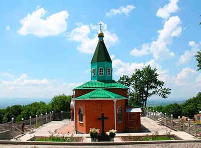 Два монастыря: Свято-Георгиевский и Второ-Афонский Свято-Успенский