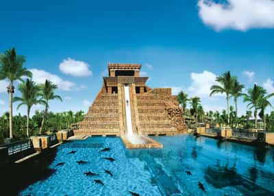 В аквапарк Aquaventure Atlantis из Шарджи