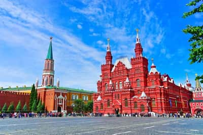 От Большого театра до Святого Владимира: прогулка по центру Москвы