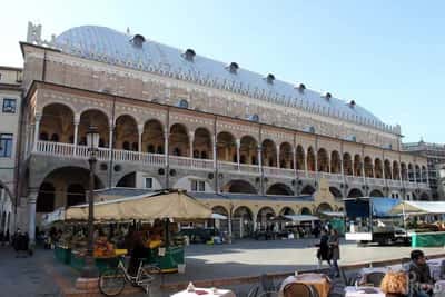 Обзорная экскурсия по Падуе. Легендарный город трех «без»