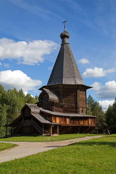 Деревянное зодчество Поморья: Музей Малые Корелы и старинные храмы