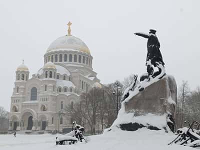 Кронштадт - город фортов (в мини-группе)