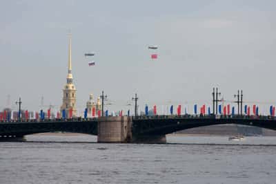 Речная прогулка и полуденный выстрел с воды