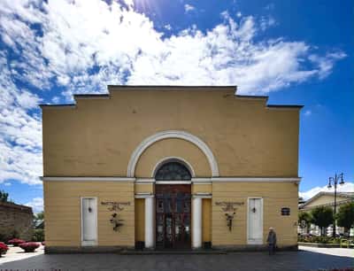 От глухой окраины до элитного квартала. Экскурсия вокруг Таврического сада