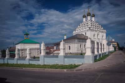 Коломенский Посад: повседневная жизнь уездного города