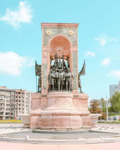 Два лица Стамбула: от исторического центра до современного города