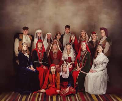 Фотосессия в армянских национальных костюмах - таразах