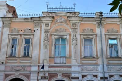 Белый город Астрахани - прогулка по истории и традициям