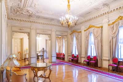 Особняк Коншиной - дворец текстильного короля на Пречистенке