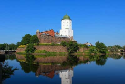 Выборгские приключения: от крепости до площади