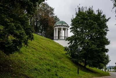 Классика жанра: обзорная экскурсия по Ярославлю