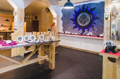 Экскурсии в Дом Шунгита и Дом Куклы