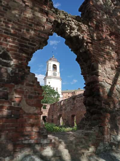 Выборг - средневековый город и крепость