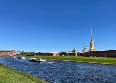 Великая авантюра: жизнь по петербургскому рецепту