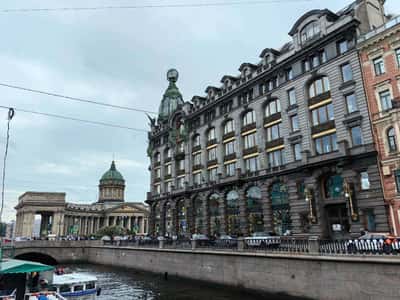 Пешеходная обзорная экскурсия по центру Петербурга