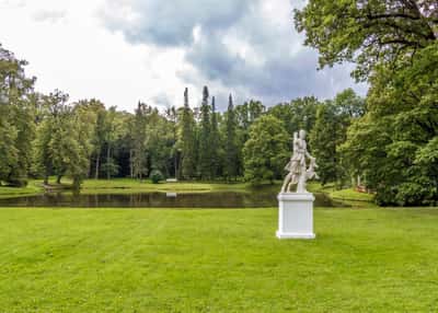 Петергофские каникулы с выходными в Петербурге