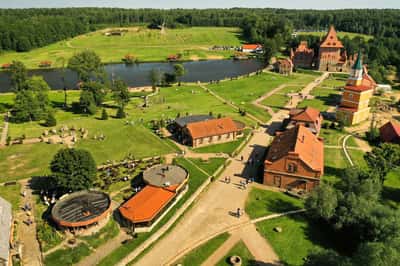 Трансфер на минивэне из Минска до парка истории «Сула» и обратно