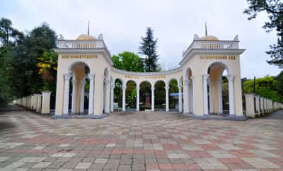 Джип-тур по самым красивым местам Абхазии