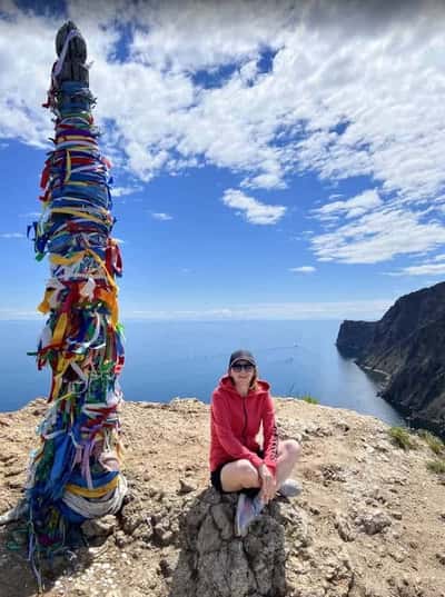 Три дня на Байкале: музеи, шаманские скалы и УАЗик по бездорожью
