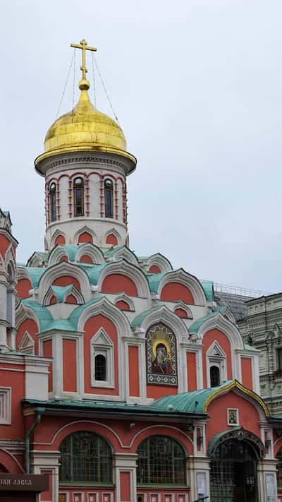 Городские контрасты: Ивановская горка и Хитровка