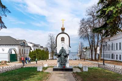 В Углич и Калязин на один день с прогулкой по водохранилищу