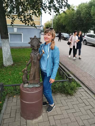 По Костроме на автомобиле гида и пешком