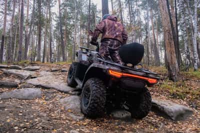 Квадротур от озера Песчаное к скалам «Чёртово городище»