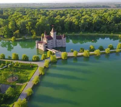 Чегемские водопады и Замок на воде Шато-Эркен