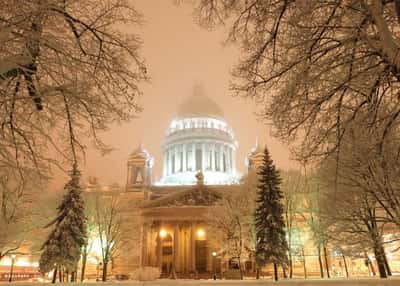 Сияние северной зимы в Санкт-Петербурге. Рождественский тур на 4 дня
