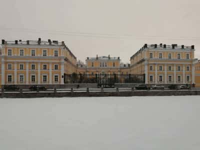 История Петербурга, его жителей и памятников архитектуры