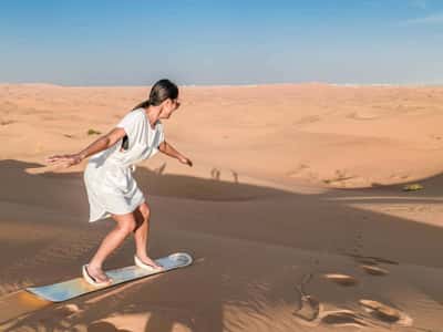 Вечер в пустыне: закат, ужин и шоу в Sonara Camp