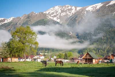 В Архыз из Пятигорска: «Романтик», аланское городище, канатная дорога