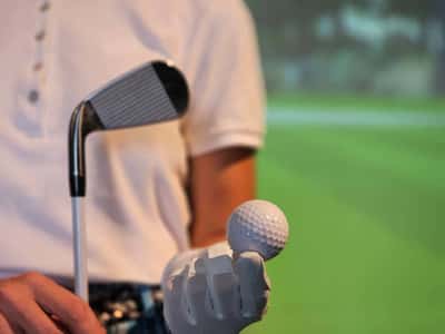 Яркий 3D-мир Blacklight Mini Golf - игра в мини-гольф с подсветкой