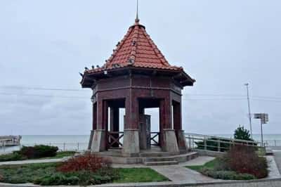 Зеленоградск: замок Шаакен, сыроварня Шаакендорф, Замок Нессельбек