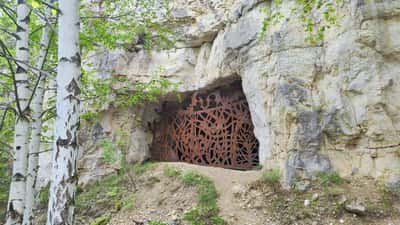 Там где горы смотрят в море