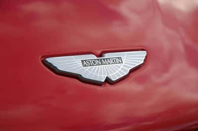 Абу-Даби: впечатления от вождения Aston Martin GT4 (на английском)