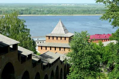 Обзорная пешеходная экскурсия по городу «Влюбиться в Нижний»