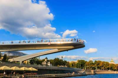 Часовая обзорная речная прогулка по центру Москвы от Крымского моста