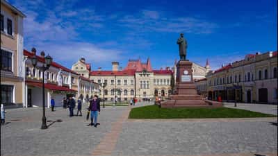 Пешеходная прогулка по Рыбинску, городу купцов, соборов и характеров