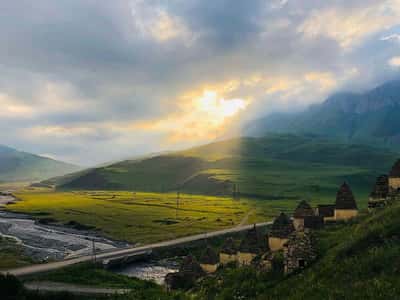 Тур в горы Северной Осетии к памятнику Бодрова С. С