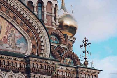 Спас на Крови: о храме, императоре и зданиях вокруг